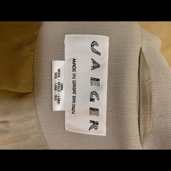 Jaegar 2 piece suit - Picture 9 of 12